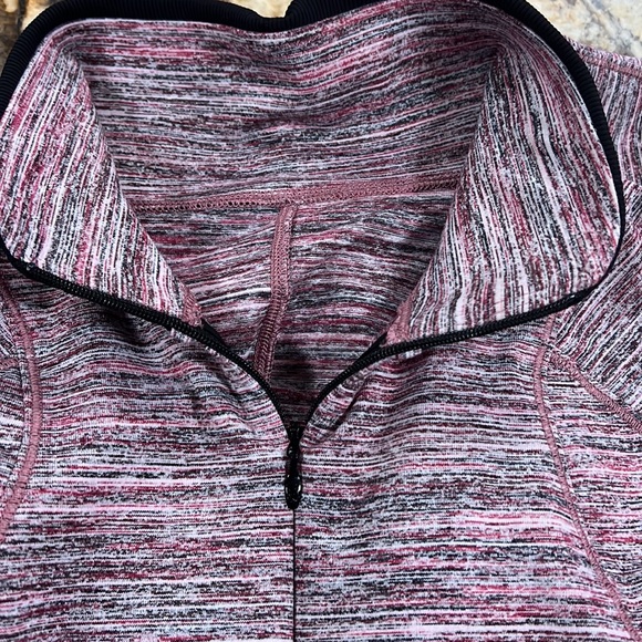 Lululemon Runderful 1/2 Zip Size 6 - Picture 9 of 11